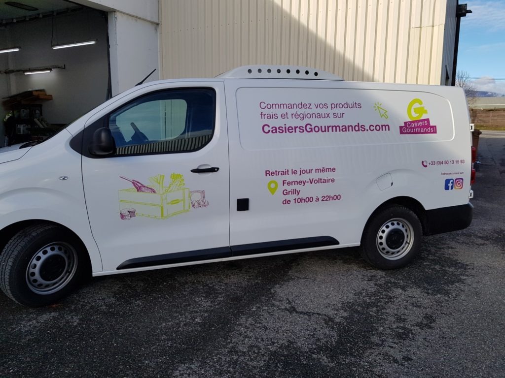Personnalisation véhicule casier gourmands