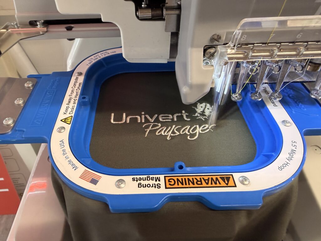 broderie univert paysages tee-shirt technique
