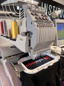 machine broderie infologo 4