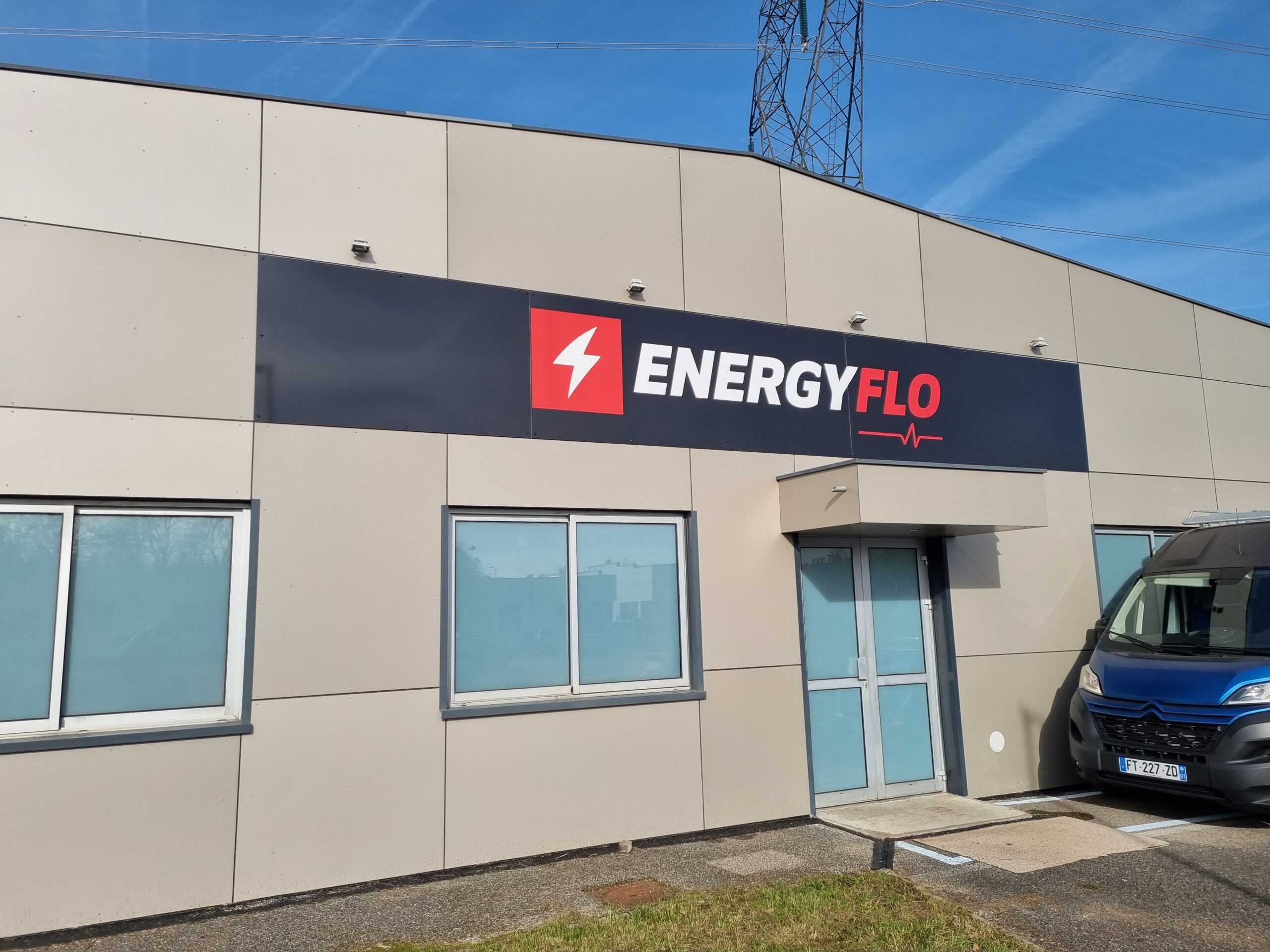 Panneau Enseigne Energy Flo Scaled