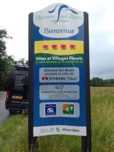 totem divonne les bains