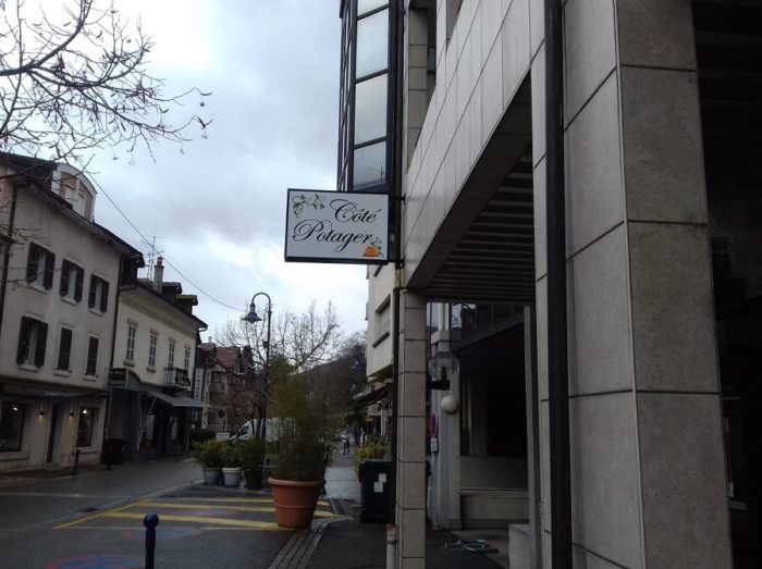 drapeau cote potager